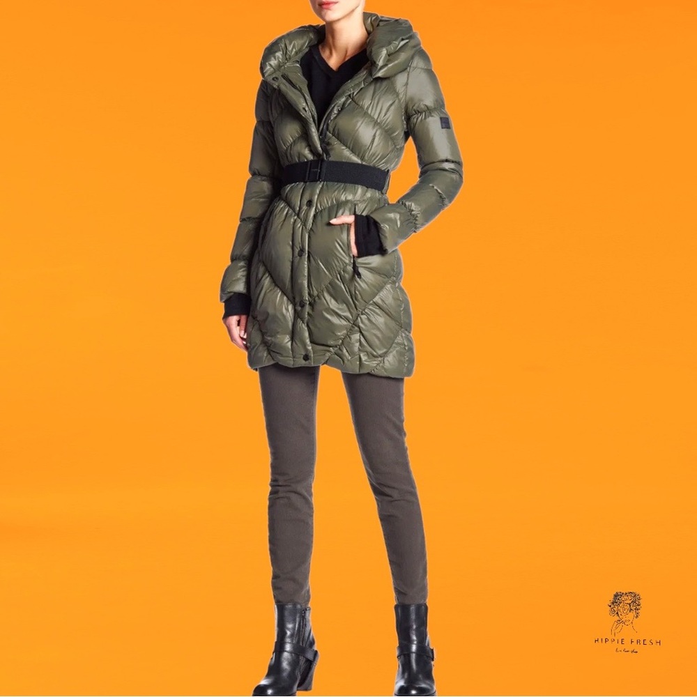 Walter Baker Black Vera Duck Down/ Feather Longer Line Puffer Coat Size M